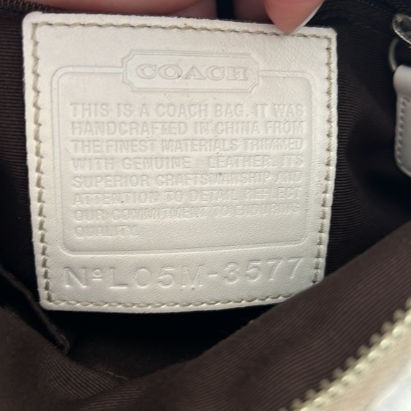 COACH 3577 CANVAS AMD LEATHER SHOULDER BAG - Picture 5 of 5